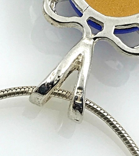 VINTAGE .925 Sterling Silver & Frosted Glass Decorative Pendant Necklace, 16" - Picture 7 of 8