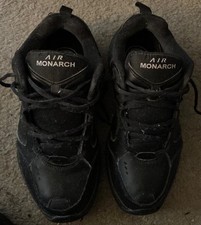 Nike Air Monarch IV 8.5 4E Wide Black, original inserts never used.
