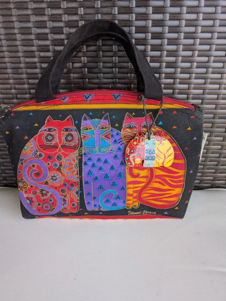 VIBRANT Y2K。 Laurel Burch 帆布圆顶神秘猫挎包钱包。 卓越的底色 — 第 3/4 张图片