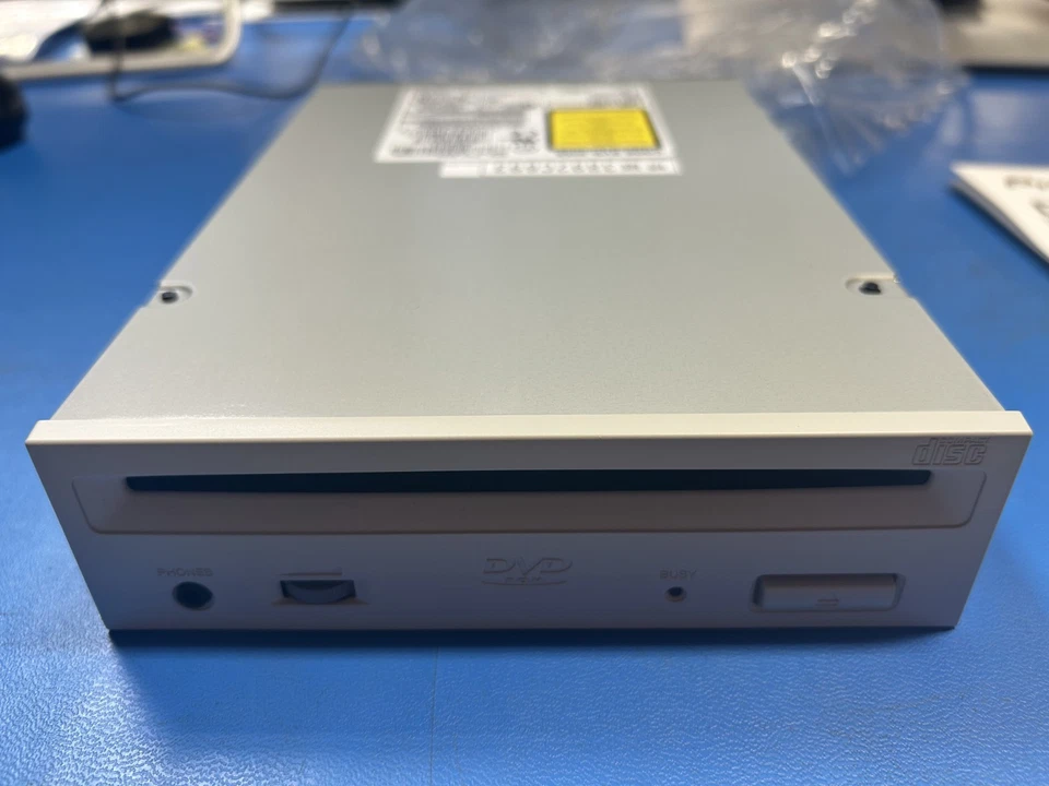 先锋 DVD-305S 内置 SCSII DVD/CD-ROM 无插槽 PC Macintosh Commodore 2003 — 第 4/4 张图片