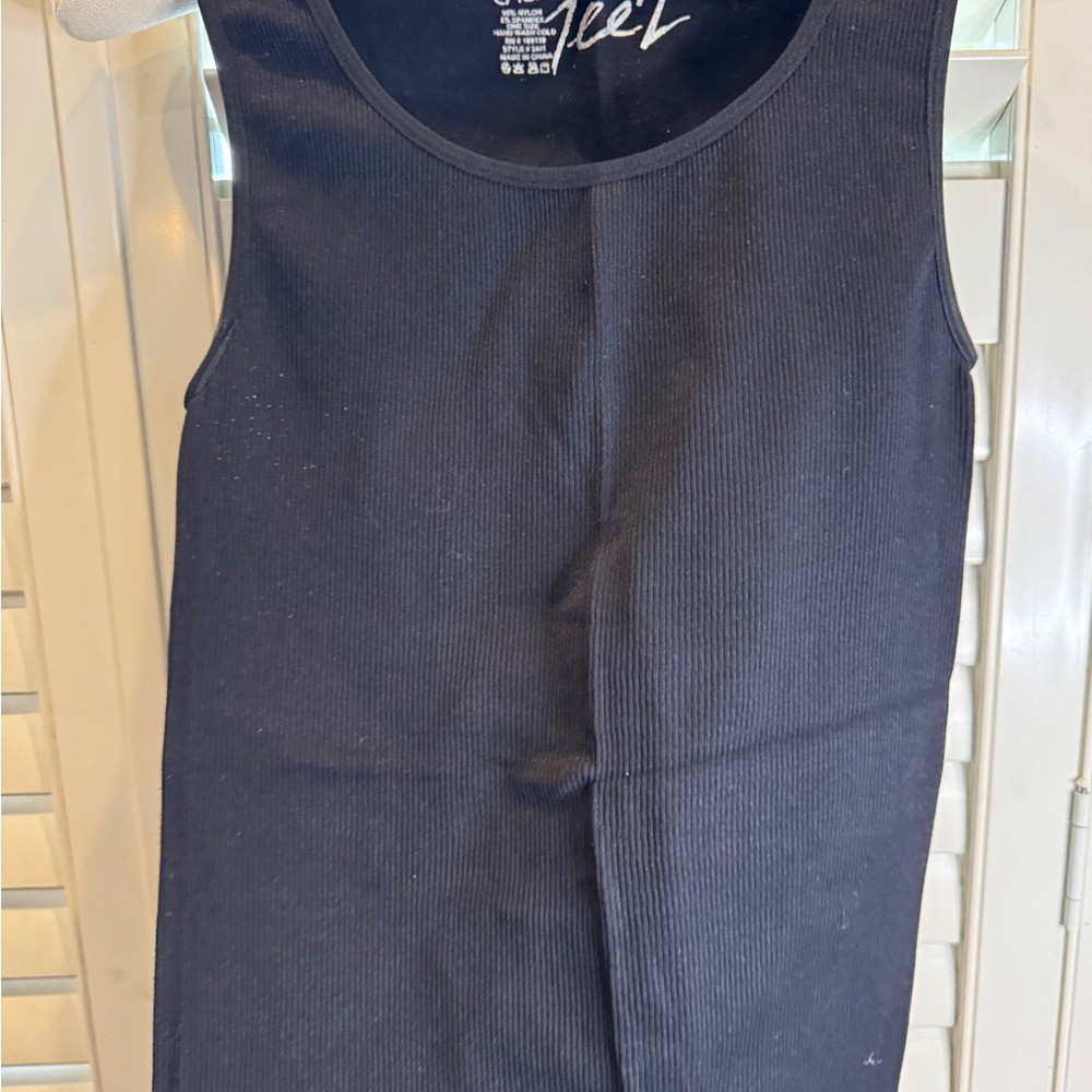 CACHE BLADK RIBBED BASIC TEE Z  TANK OSFA - image 2