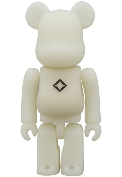 15th Anniversary Helinox ×BE@RBRICK 400% 🎏預訂🎏Bearbrick 400% 15th Anniversary Helinox Limited of 50
