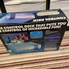 Nintendo NES Console Boxed  PAL Mario+Duck Hunt included + GC+