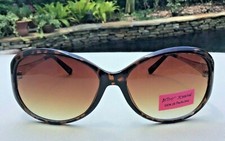 BETSEY JOHNSON SUNGLASSES BJ6001P 063 BROWN TORTOISE LOGO RETAIL- 50 NWT