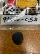NOS KAWASAKI OEM  KZ650 KICK STARTER PLUG  92066-058