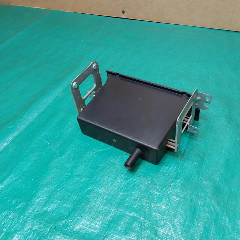 1993-1995 Nissan Pickup Truck Center Dash Console Storage Compartment Tray OEM - Image 3 of 4