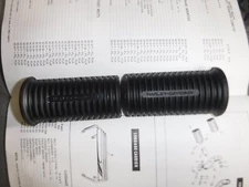 NOS OEM HARLEY   DAVIDSON SPORTSTER   SHOVELHEAD R&L  FOOTREST RUBBER 50940-52