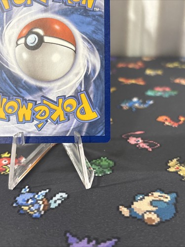 Pikachu 005/025 Celebraciones Holo ERROR CORTE ESQUINA Raro Tarjeta Súper Limpia ¡25º! - Imagen 15 de 19