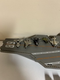 Lot of 30 VTG Carrier GALOOB Micro Machines Road Champs Etc. Star Trek & Tanks