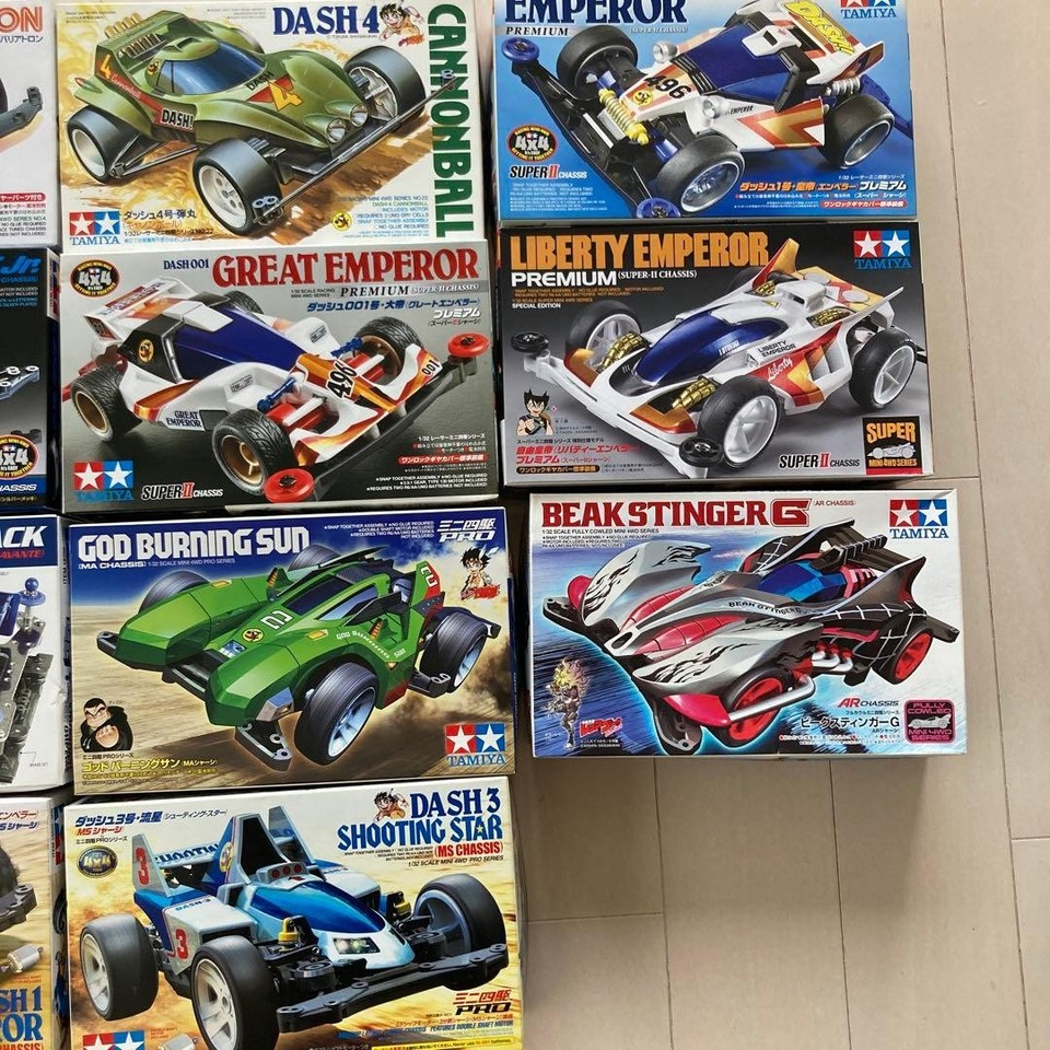 New Mini 4WD Set of 13 Dash 4WD Emperor Burning Sun Cannonball | eBay ...