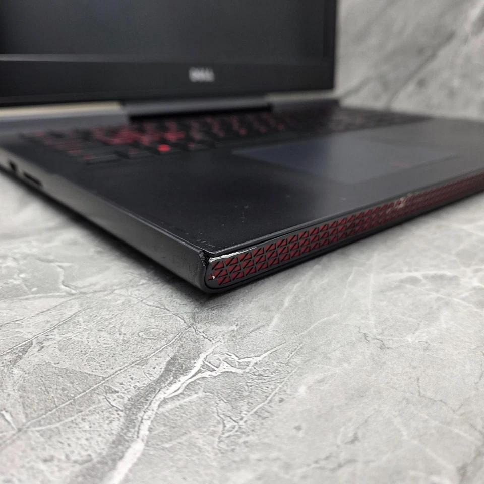 Dell Inspiron 15 Gaming 7000 i7-7th Gen 2.8GHz 16GB/512SSD 15.6" FHD GTX 1050 Ti - Image 4 of 4