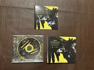 Twenty One Pilots Signed Autographed Trench CD Booklet with slipcase & CD
