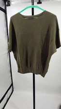 Quince Green Sleeved Top M