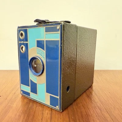 Caméra Photo Vintage Eastman Kodak Brownie Beau Brownie Doublet Objectif Boîte - Photo 1/4