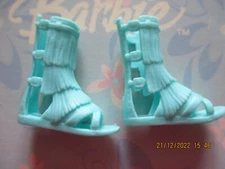 BARBIE DOLL / PAIR OF SHOES: BOOTS, PUMPS ....... (1003)