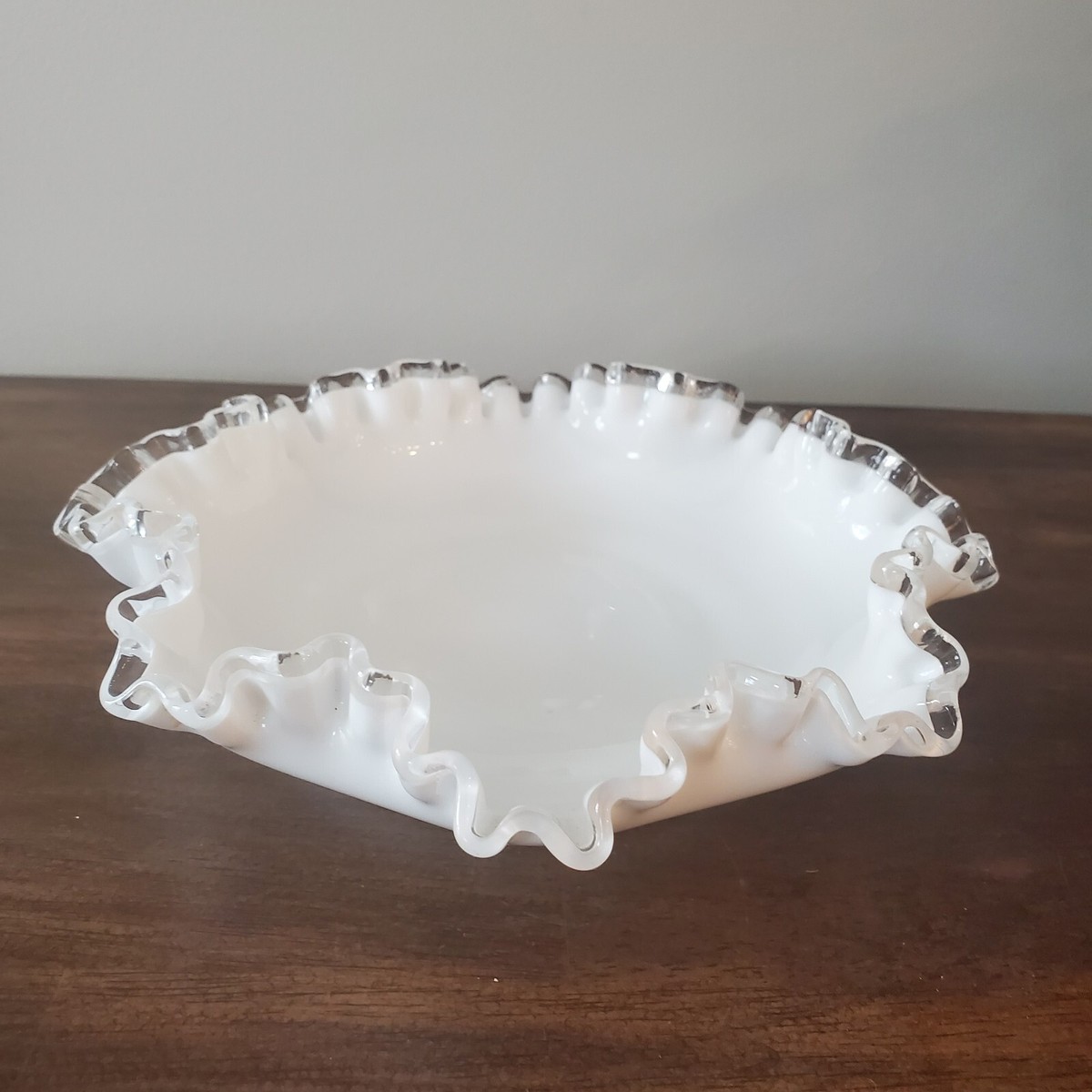 Fenton Silvercrest White Milk Glass Bowl Ribbon Edge 8