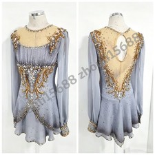 The skating skirts for the figure skating performances can be customized.