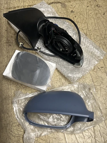 Brand New RH Electric Wing Mirror/Heated Wing Mirror Assembly. 952449-4. VW Golf
