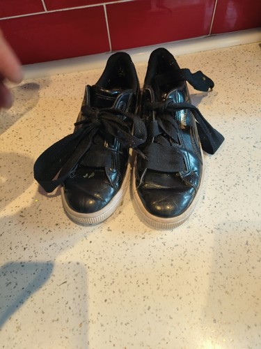 Size UK 4 PUMA Basket Heart Patent Black - Picture 2 of 7