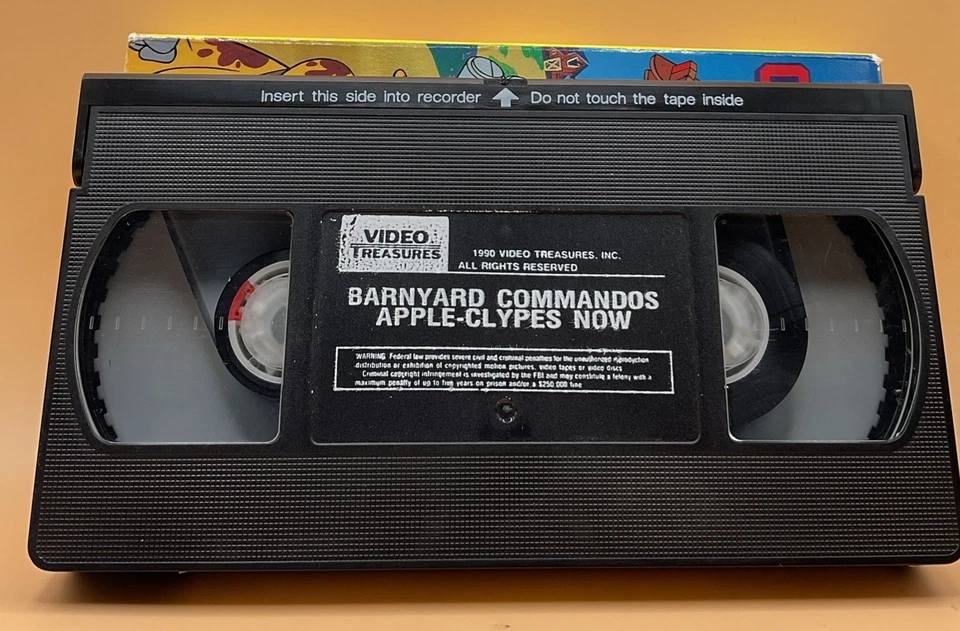 Barnyard Commandos - Apple-Calypse Now VHS 1990 **Buy 2 Get 1 Free** Foto 3 de 3