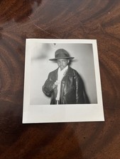 Giacca pelle Polaroid snapshot ragazzo afroamericano Fedora trovata foto anni 50