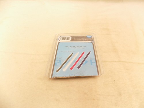 Like New Blade Nintendo DS Stylus Set - Picture 3 of 3