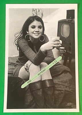 Found 4X6 Photo of Music Legend Singer Beautiful Linda Ronstadt