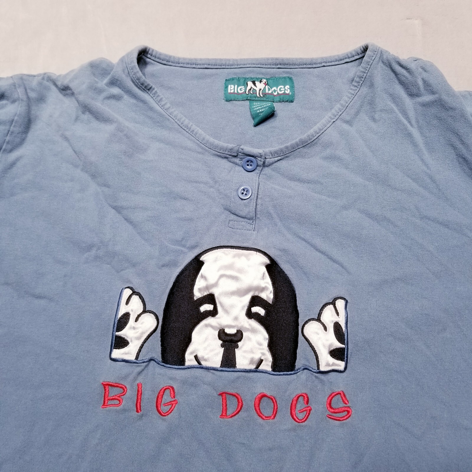 Vintage Big Dogs Sportswear Textured Logo Vtg TShirt… Gem