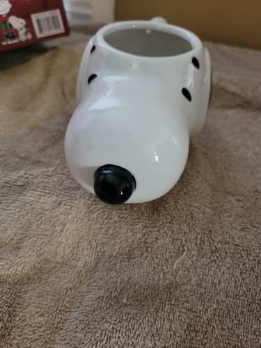 Snoopy Ceramic Sculpted Mug NEW Peanuts, 14.5 oz Christmas Box Unused In Box - Picture 7 of 12