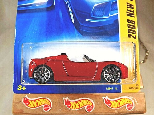 2008 Hot Wheels #26 New Models 26/40 2008 TESLA ROADSTER Red w/Chrome 10 Spokes - Picture 2 of 5