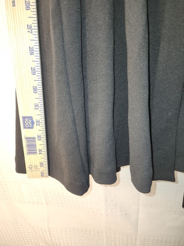 Simply Vera Wang Dress Womens Medium Blk Short V Neck Tie Waist Flowy Pockets - Picture 9 of 12