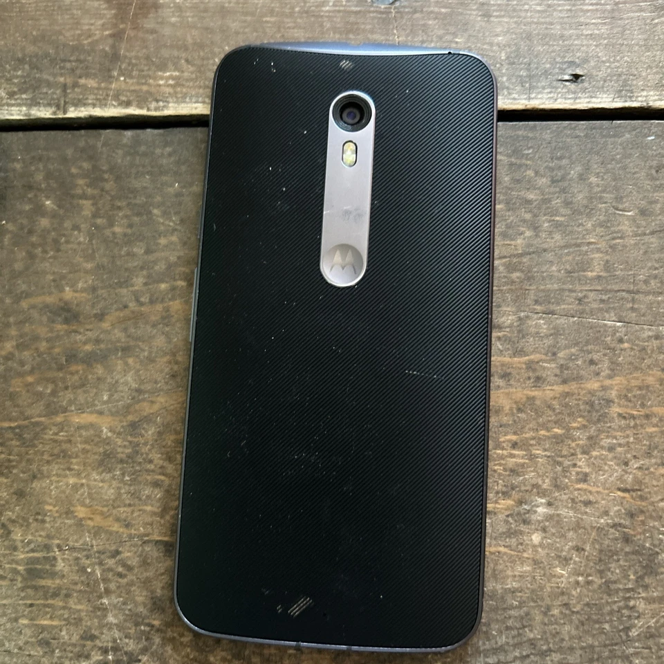 Moto X Pure Edition 32GB XT1575 Unlocked Cell Phone Turns On Screen Issues As Is - Image 2 of 3