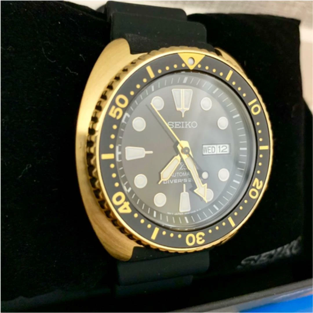 FS Seiko SRPC44 Gold Turtle with Black Sunray Dial and StrapCode