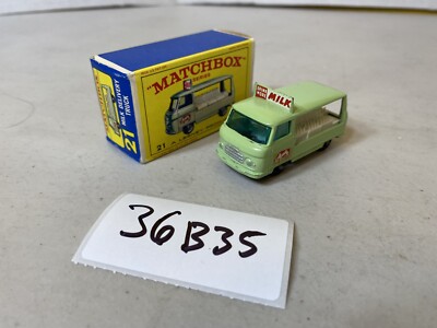 Matchbox Lesney No. 21 milk delivery truck 36B35 box vintage car