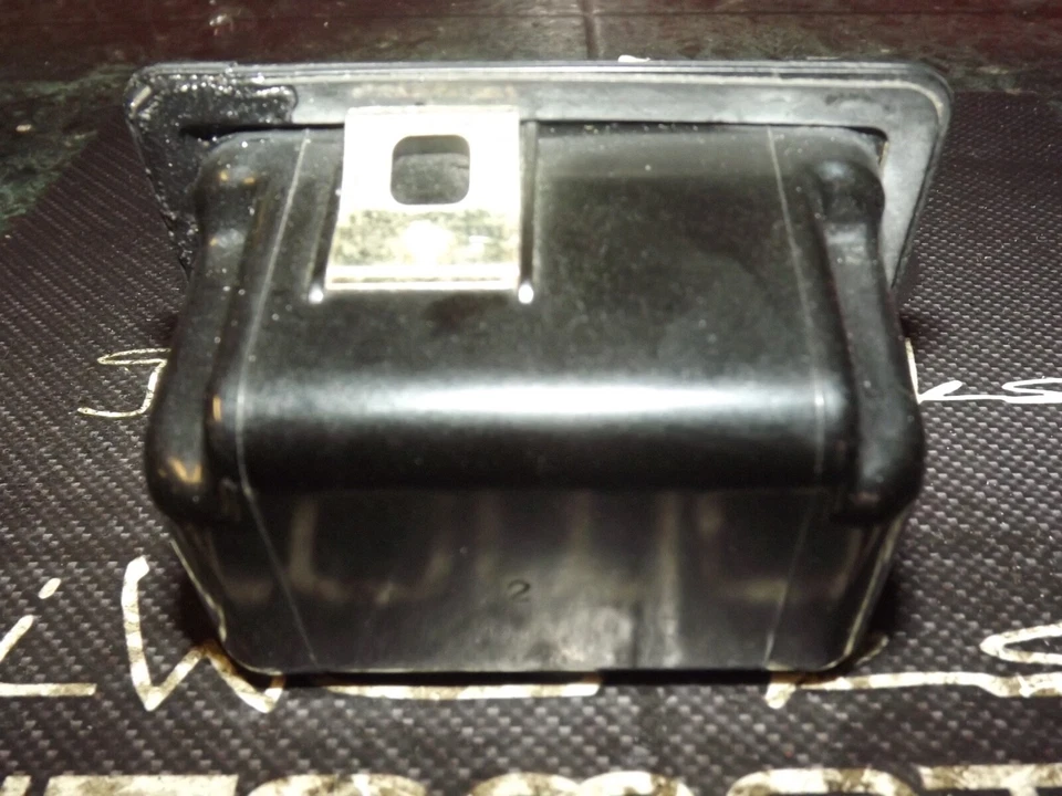 OEM 92-95 USDM LHD Honda Civic optional EG EG6 EJ SR3 audio console ash tray NDV - Image 4 of 4