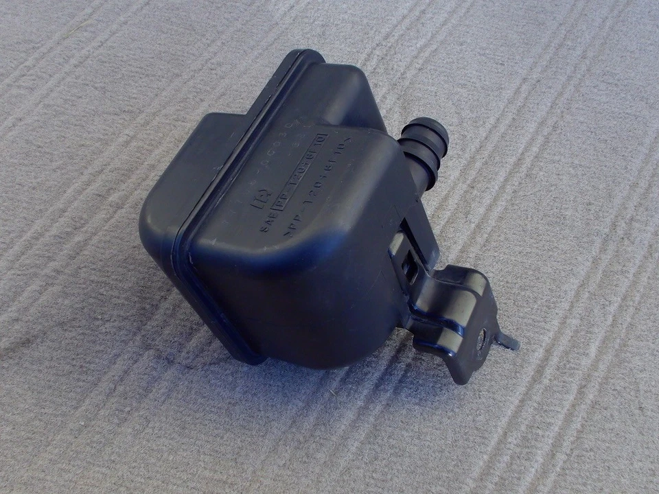 2004-2006 TOYOTA TUNDRA FILTRO VASILHA DE VAPOR DE COMBUSTÍVEL 77706-0C030 FABRICANTE DE EQUIPAMENTO ORIGINAL - Imagem 4 de 4