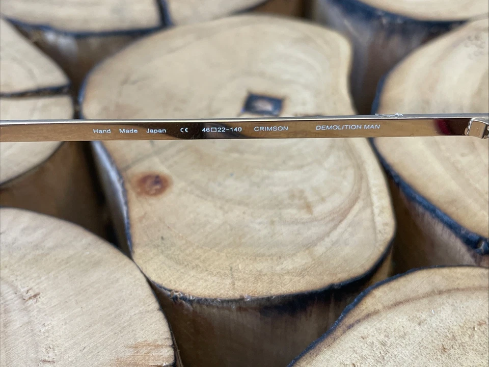 Morgenthal Frederics Rosie Assoulin New York Titanium Foto 3 de 4