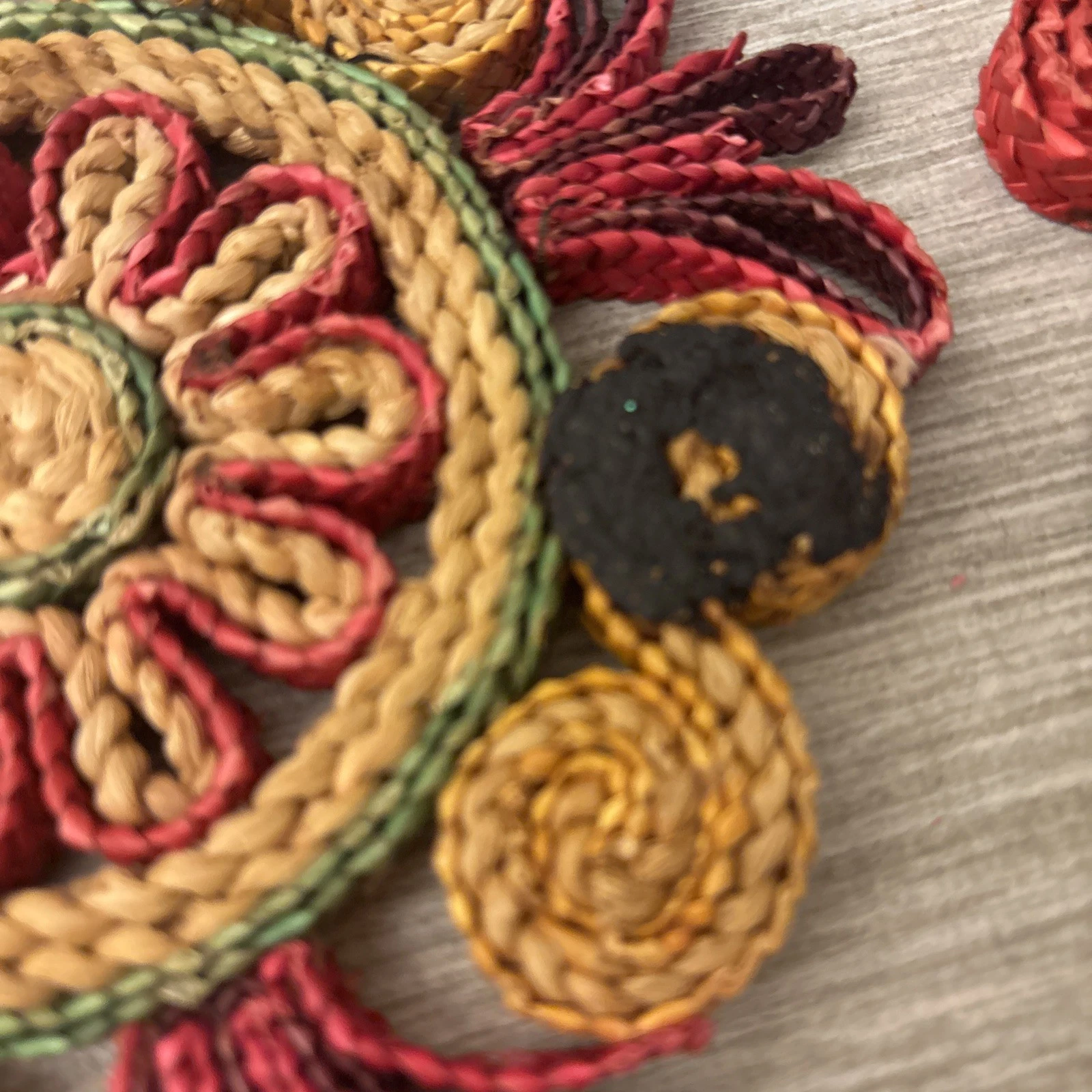 Boho 1970's Vintage Raffia Rattan Colorful Trivets /Hot Pads 4 Count 7"each - product detail image 7