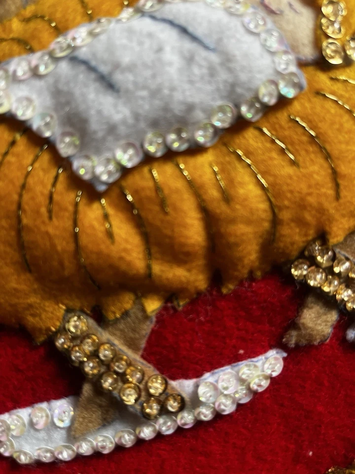 Винтажная фетровая юбка-дерево 34 дюйма фетровая аппликация с блестками и бисером - Изображение 4 из 4