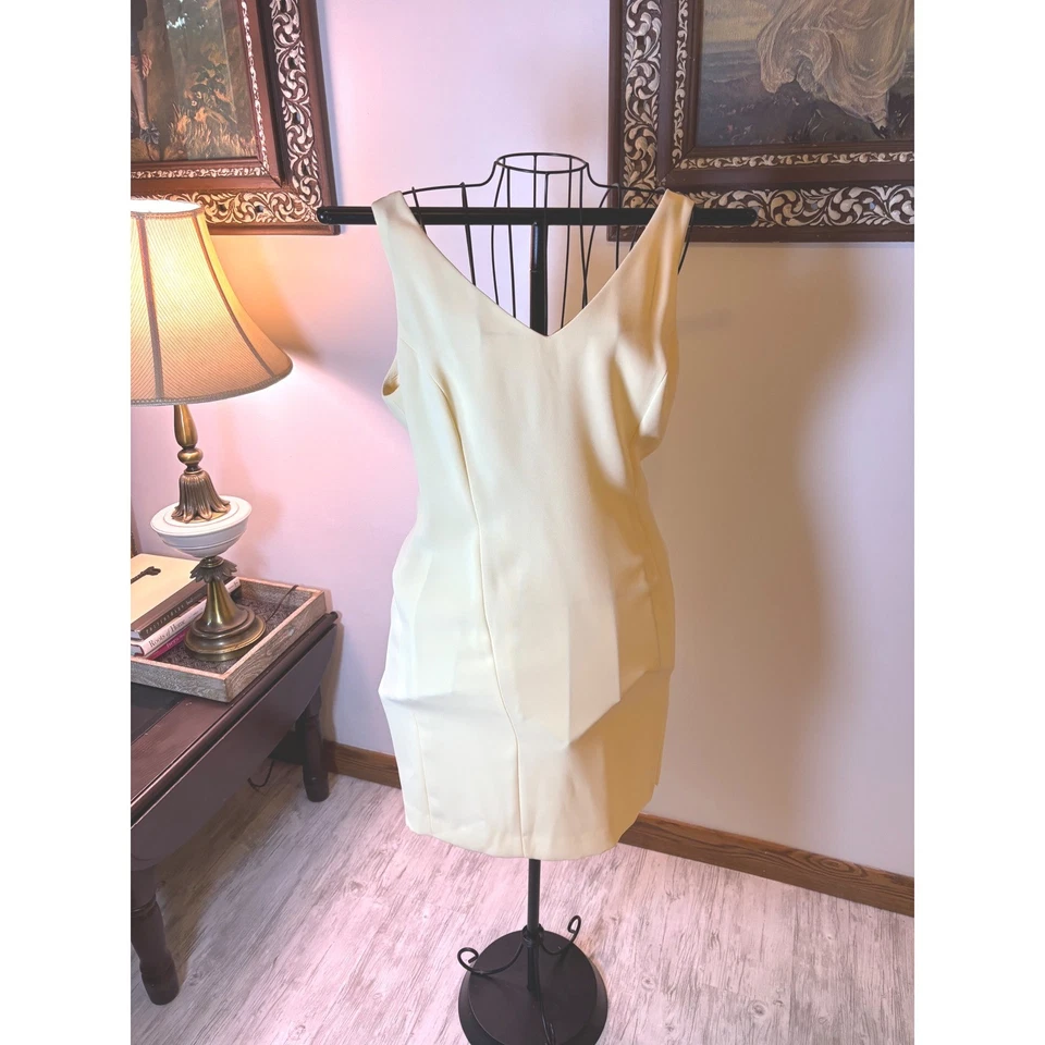 Hugo Buscati Collection Blazer Dress Set Yellow Sleeveless V-Neck Skirt Size 12 - Image 2 of 4