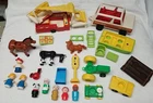 Vintage 1970s/80s Fisher Price Little People Lot~ Camper Set And More! Read!