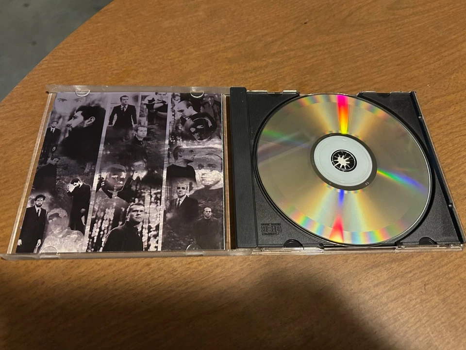 Sunny Day Real Estate - The Rising Tide CD [Autographed by all members] 2000 NM - Image 4 of 4