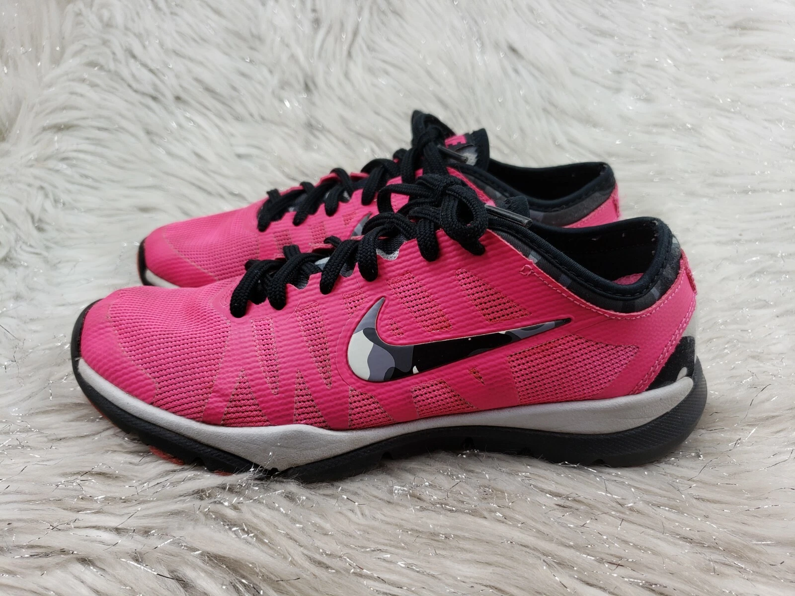 Baskets roses d'entraînement Nike Flex Supreme Tr3 749262 605 pointure US 6 /,5