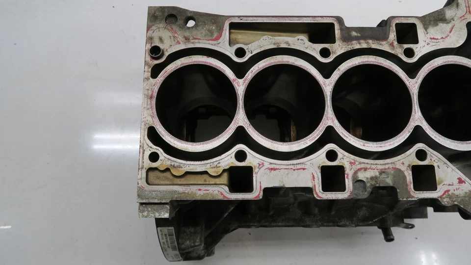 BMW 328xi F30 2012-2016 OEM 2,0 L bloque motor 7587604 Foto 3 de 4