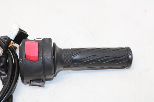 2019 Suzuki Gsxr250r Right Clip On Handle Kill Off Start Switch Switches - Picture 2 of 9