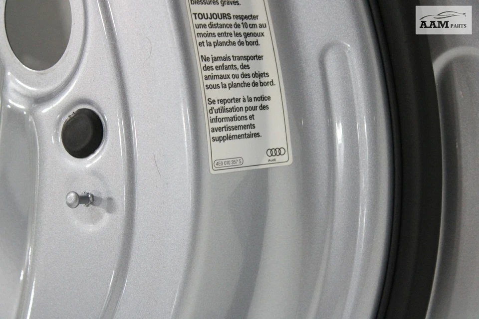 AUDI A3 QUATTRO 2015-2020 puerta del pasajero delantero carcasa florett plata metálica OEM Foto 3 de 4