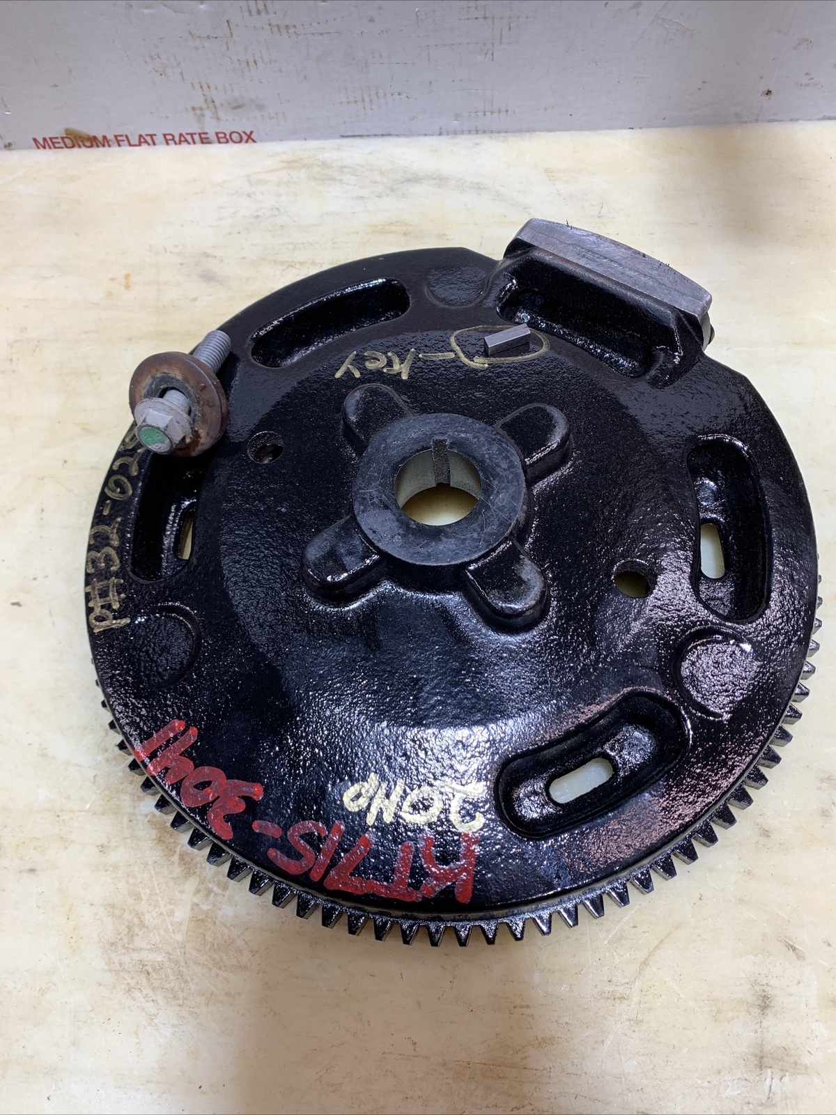 Kohler 7000 Series VTwin 20Hp KT7153041 Flywheel W/ Bolt & Keyway 32 025 25S eBay