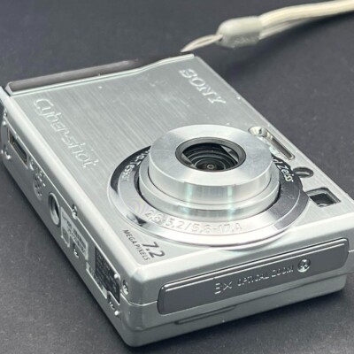 Sony Cyber-shot DSC-W80 7.2MP Digital Camera Silver No