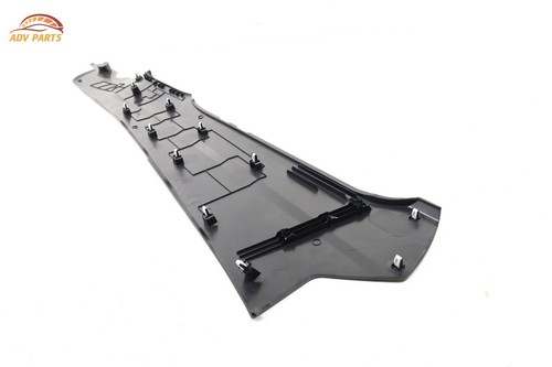 Ford Fusion 2017-2020 consola central lado derecho moldura inferior cubierta panel OEM - Imagen 5 de 9