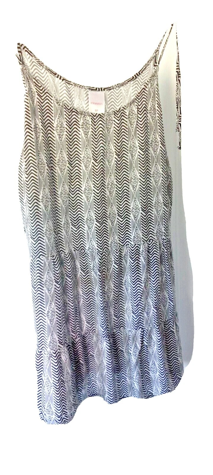 Camisetas geométrico Xhilaration Mujer